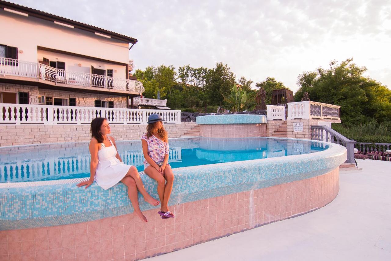Guesthouse Sole Сечовле Экстерьер фото